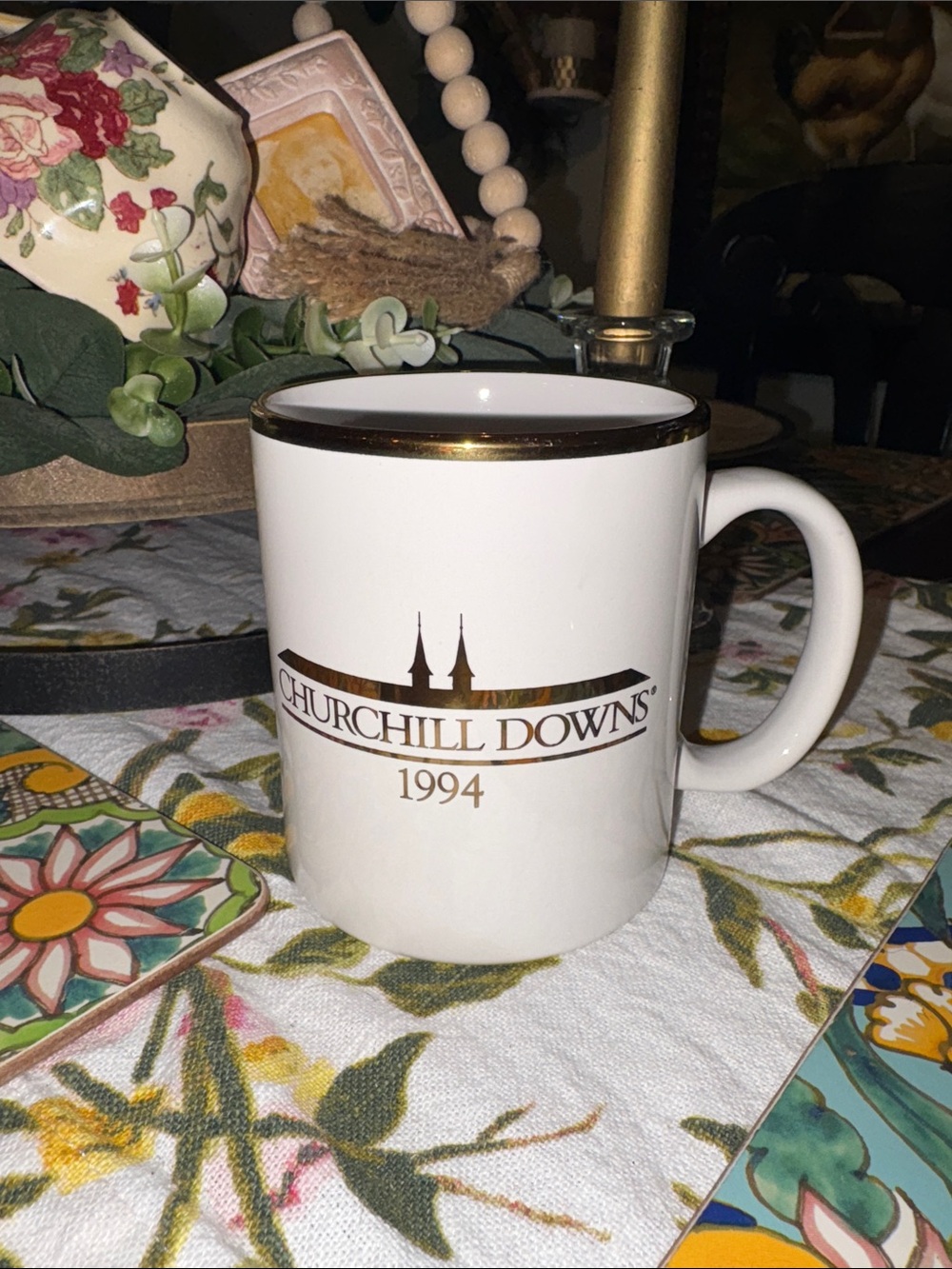 1994 Kentucky Derby Churchill Downs White & Gold Ceramic Coffee Mug